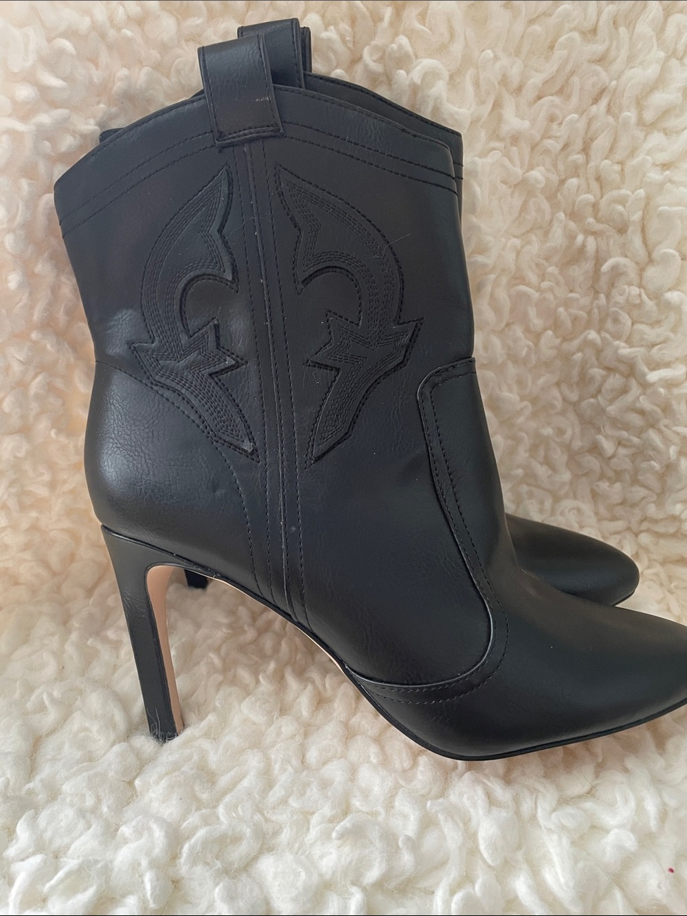 BCBGeneration Black Pointed-Toe Stiletto Ankle Boots